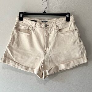 WILD FABLE- Super High Rise Rolled Cuff Nude Neutral Shorts Size 10/R